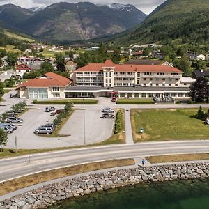 Grand Hotel Skei - Unike Hoteller